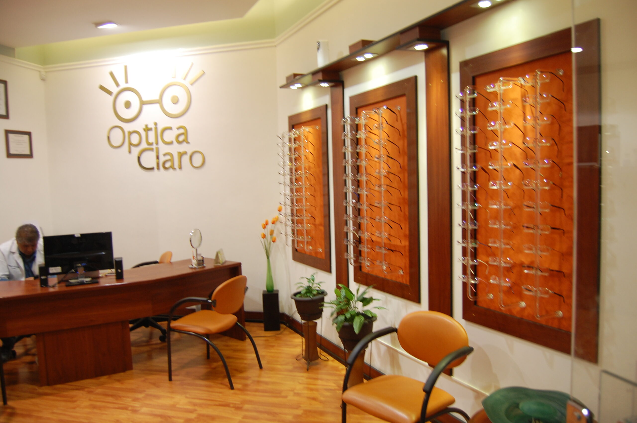 Óptica Claro Bolivia
